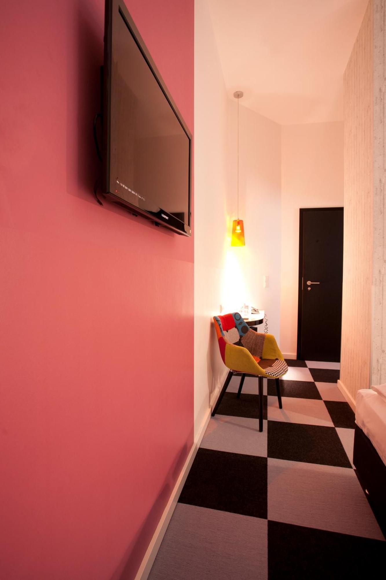 Hotel Cristall - Frankfurt City Frankfurt am Main Eksteriør bilde